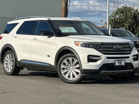 Used 2021 Ford Explorer King Ranch w/ Premium Technology Package image 2