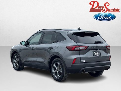Used 2025 Ford Escape ST-Line FWD image 9