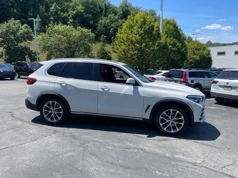 Used 2020 BMW X5 xDrive40i w/ Premium Package AWD/4WD image 4