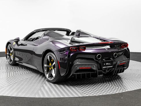 Certified 2024 Ferrari SF90 Spider image 2