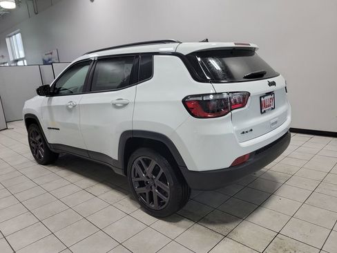 New 2026 Jeep Compass Latitude AWD/4WD image 4