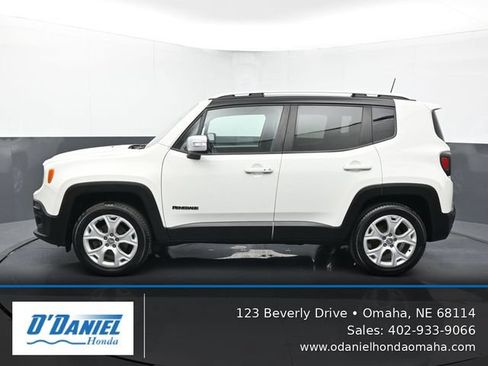 Used 2018 Jeep Renegade Limited AWD/4WD image 2