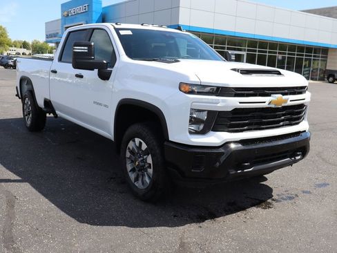New 2026 Chevrolet Silverado 2500 Custom w/ Custom Value Package AWD/4WD image 2