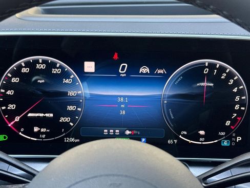 New 2026 Mercedes-Benz GLC 63 AMG S image 17