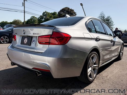 Used 2018 BMW 340i xDrive Sedan AWD/4WD image 5
