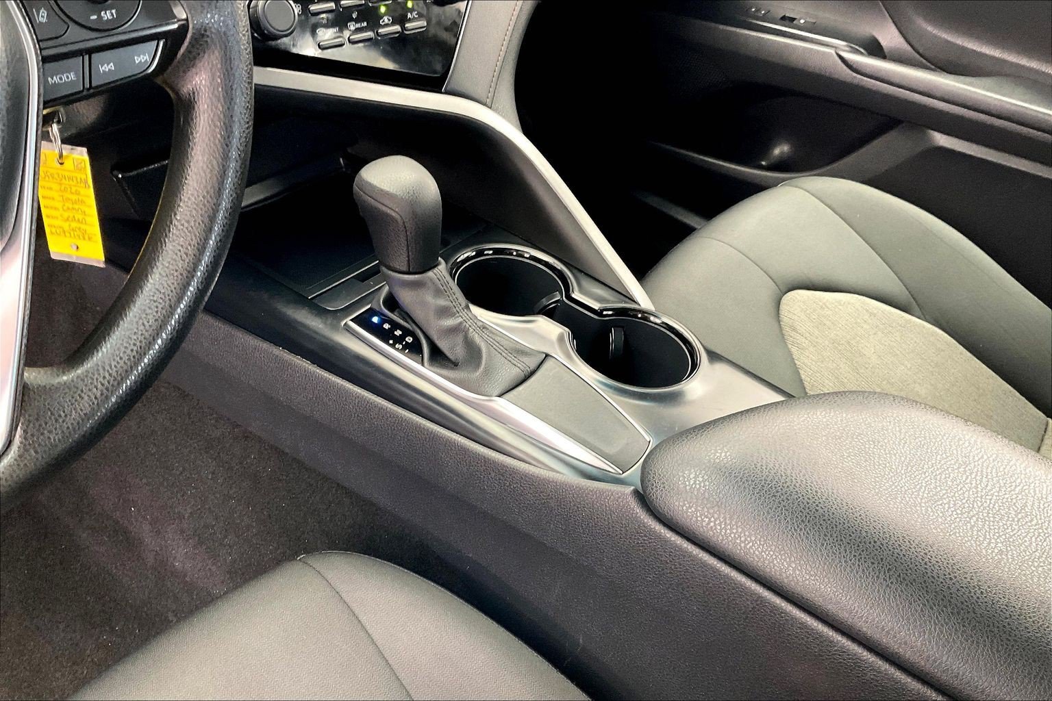 Used 2020 Toyota Camry LE FWD image 16