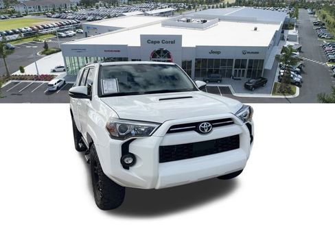 Used 2024 Toyota 4Runner TRD Off-Road Premium w/ Moonroof Package image 4