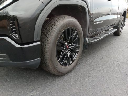 Used 2025 GMC Sierra 1500 Pro w/ Graphite Edition image 7