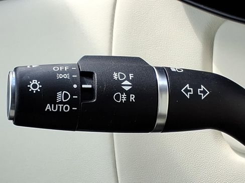 Used 2023 Land Rover Range Rover SE AWD/4WD image 25