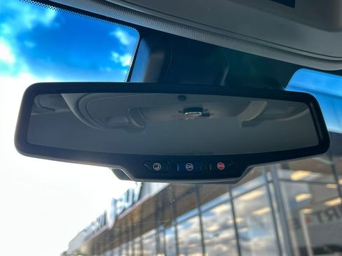 Used 2015 Chevrolet Suburban LT w/ Luxury Package image 33