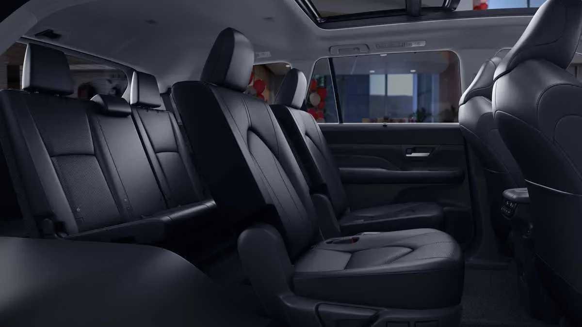 New 2026 Toyota Grand Highlander AWD Hybrid image 19