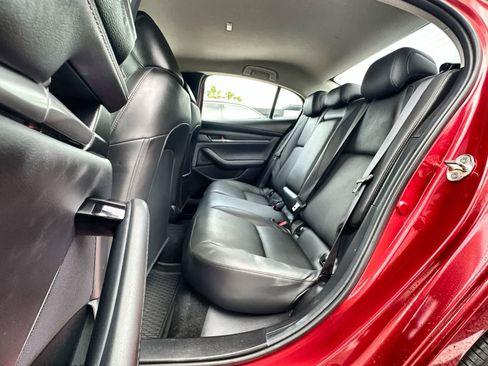 Used 2025 MAZDA MAZDA3 s image 4