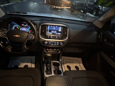 Used 2019 Chevrolet Colorado LT w/ Colorado RST Special Edition image 14