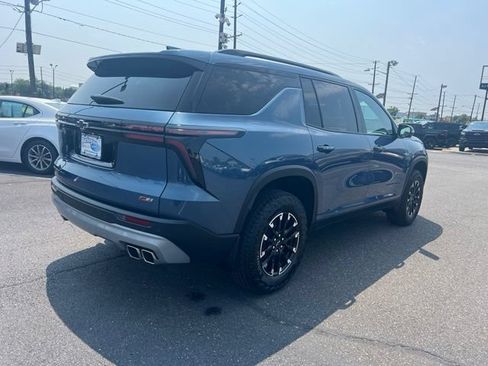 Used 2025 Chevrolet Traverse Z71 w/ Driver Confidence Package AWD/4WD image 5