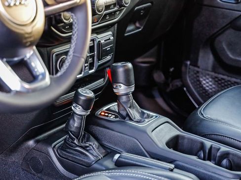 Certified 2023 Jeep Wrangler Unlimited Sahara image 24