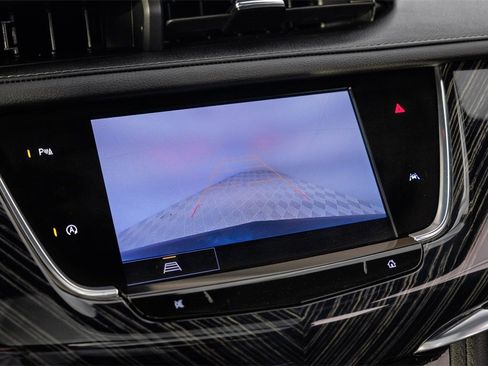 Used 2024 Cadillac XT6 Premium Luxury image 22