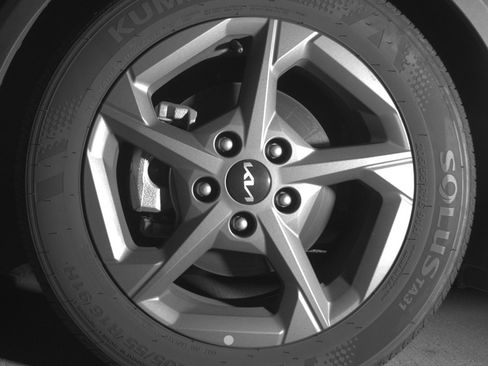 Used 2025 Kia K4 LXS image 12