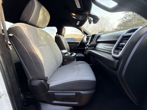 Used 2024 RAM 2500 Big Horn image 25