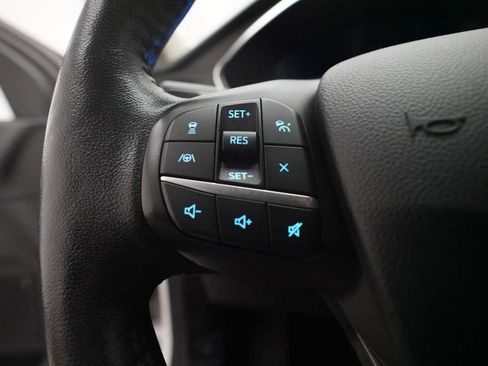 Used 2020 Ford Escape Titanium AWD/4WD image 18