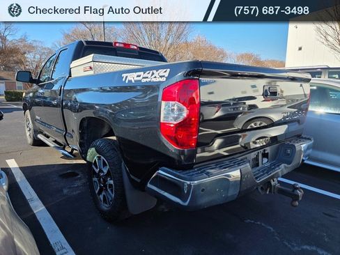 Used 2015 Toyota Tundra Limited w/ Limited Premium Package image 4