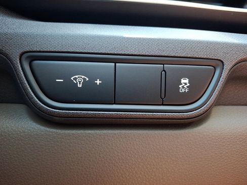 New 2026 Kia Carnival EX FWD image 16