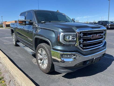 Used 2018 GMC Sierra 1500 SLT image 2