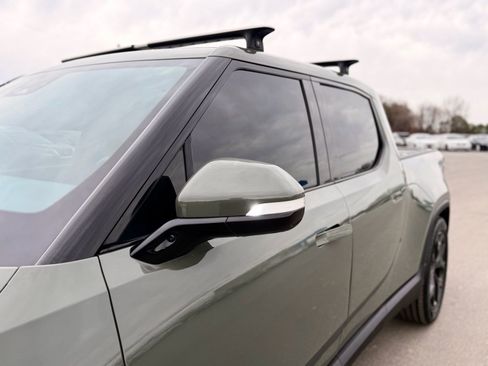 Used 2022 Rivian R1T Launch Edition image 21