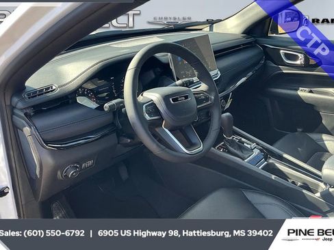 New 2026 Jeep Compass Latitude image 6