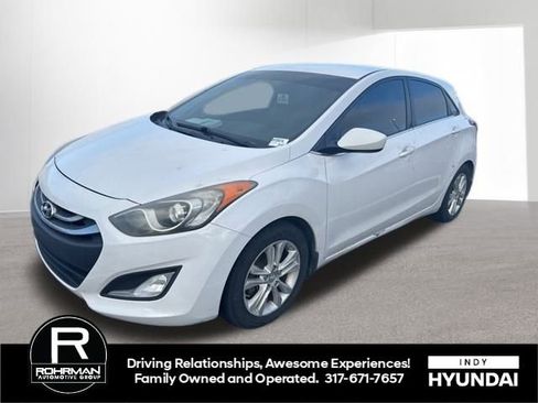Used 2013 Hyundai Elantra GT image 1
