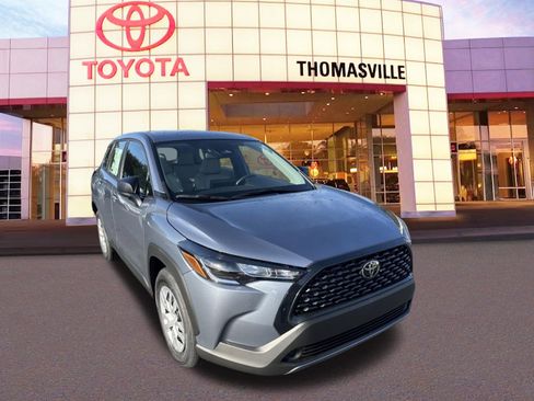 New 2025 Toyota Corolla Cross L image 3