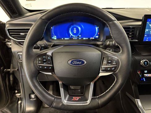 Used 2020 Ford Explorer ST w/ ST Street Pack AWD/4WD image 17