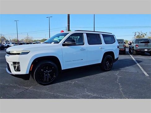 New 2026 Jeep Grand Wagoneer Limited image 23