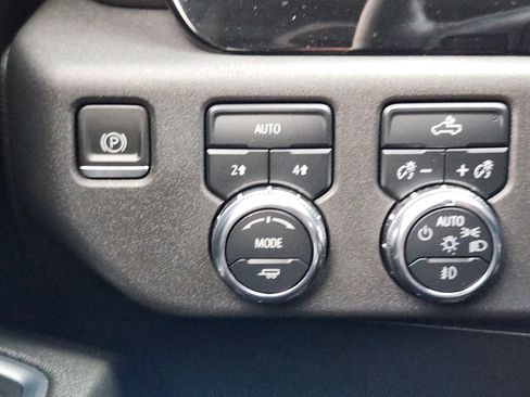 Used 2022 GMC Sierra 1500 Elevation w/ LPO, Elevation Black Package image 26