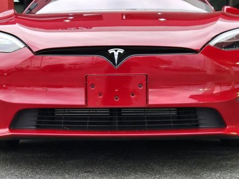 Used 2022 Tesla Model S image 11