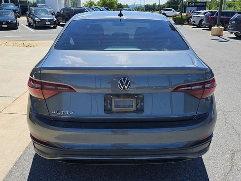 Used 2023 Volkswagen Jetta Sport FWD image 5