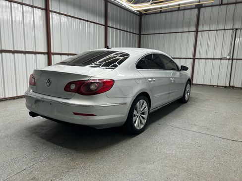 Used 2011 Volkswagen CC Sport image 6