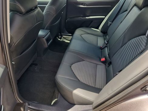 Used 2024 Toyota Camry SE w/ Convenience Package FWD image 8