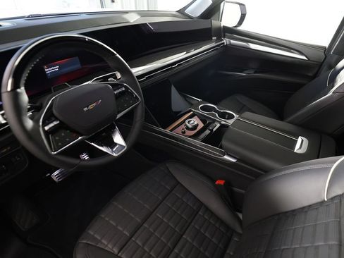 Used 2026 Cadillac Escalade V w/ LPO, ONYX Package AWD/4WD image 19