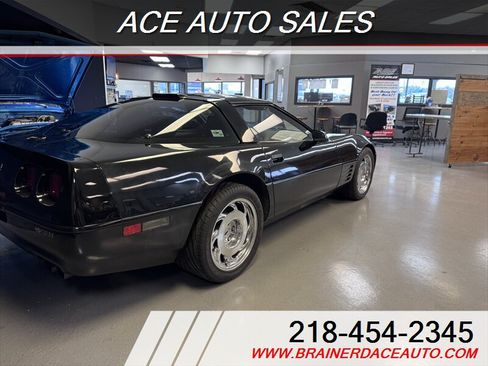 Used 1991 Chevrolet Corvette ZR-1 RWD image 4