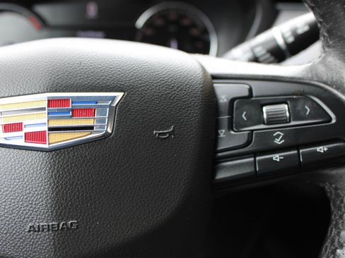 Used 2019 Cadillac XT4 Sport w/ Cold Weather Package AWD/4WD image 21