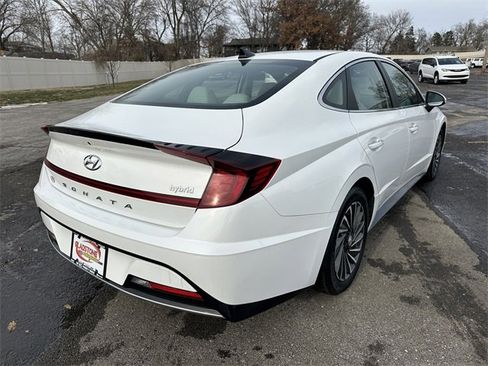 Used 2023 Hyundai Sonata SEL w/ Cargo Package image 6