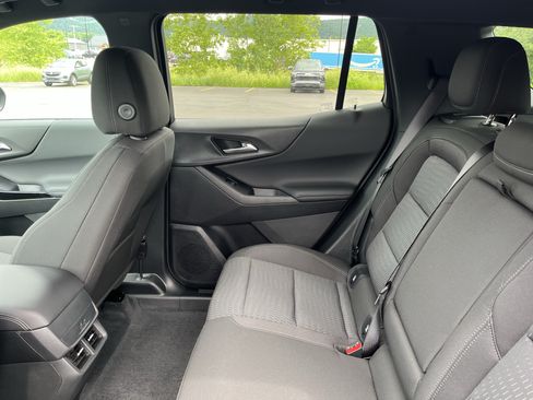New 2027 Chevrolet Equinox LT AWD/4WD image 46