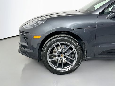 New 2026 Porsche Macan image 14