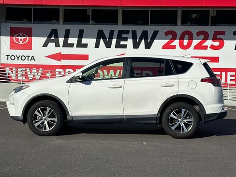 Used 2017 Toyota RAV4 XLE w/ Carpet Mat Package image 2