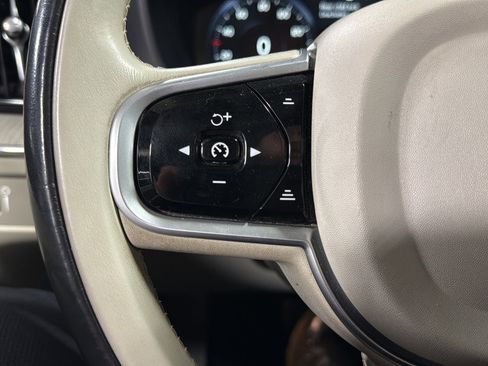 Used 2020 Volvo XC60 T5 Inscription image 21