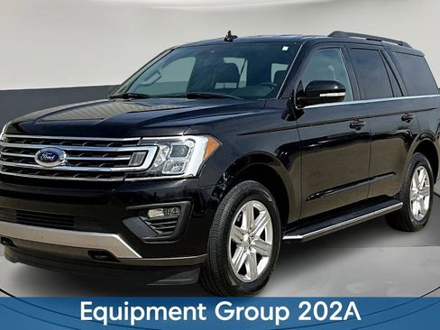 Used 2019 Ford Expedition XLT w/ Equipment Group 202A image 3