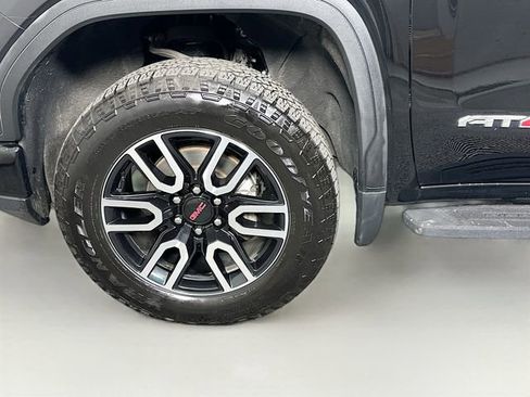 Certified 2022 GMC Sierra 1500 AT4 w/ AT4 Premium Package AWD/4WD image 33