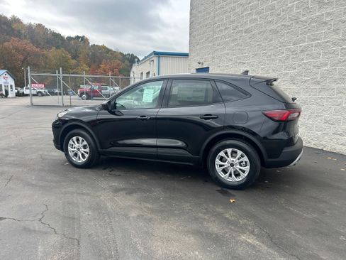 New 2026 Ford Escape Active w/ Cold Weather Package image 8