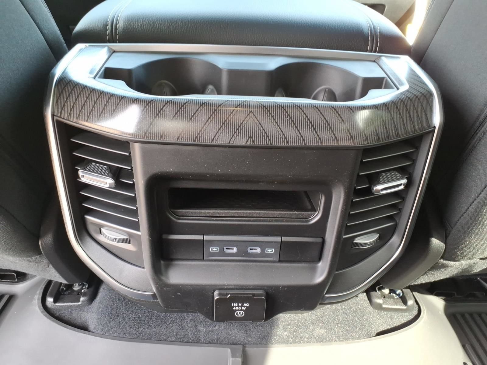 New 2026 RAM 1500 Big Horn AWD/4WD image 18