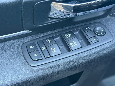 Used 2024 RAM 1500 Warlock AWD/4WD image 13